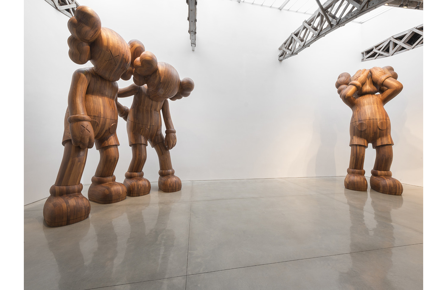 KAWS GOING AS FRIENDS - View 3